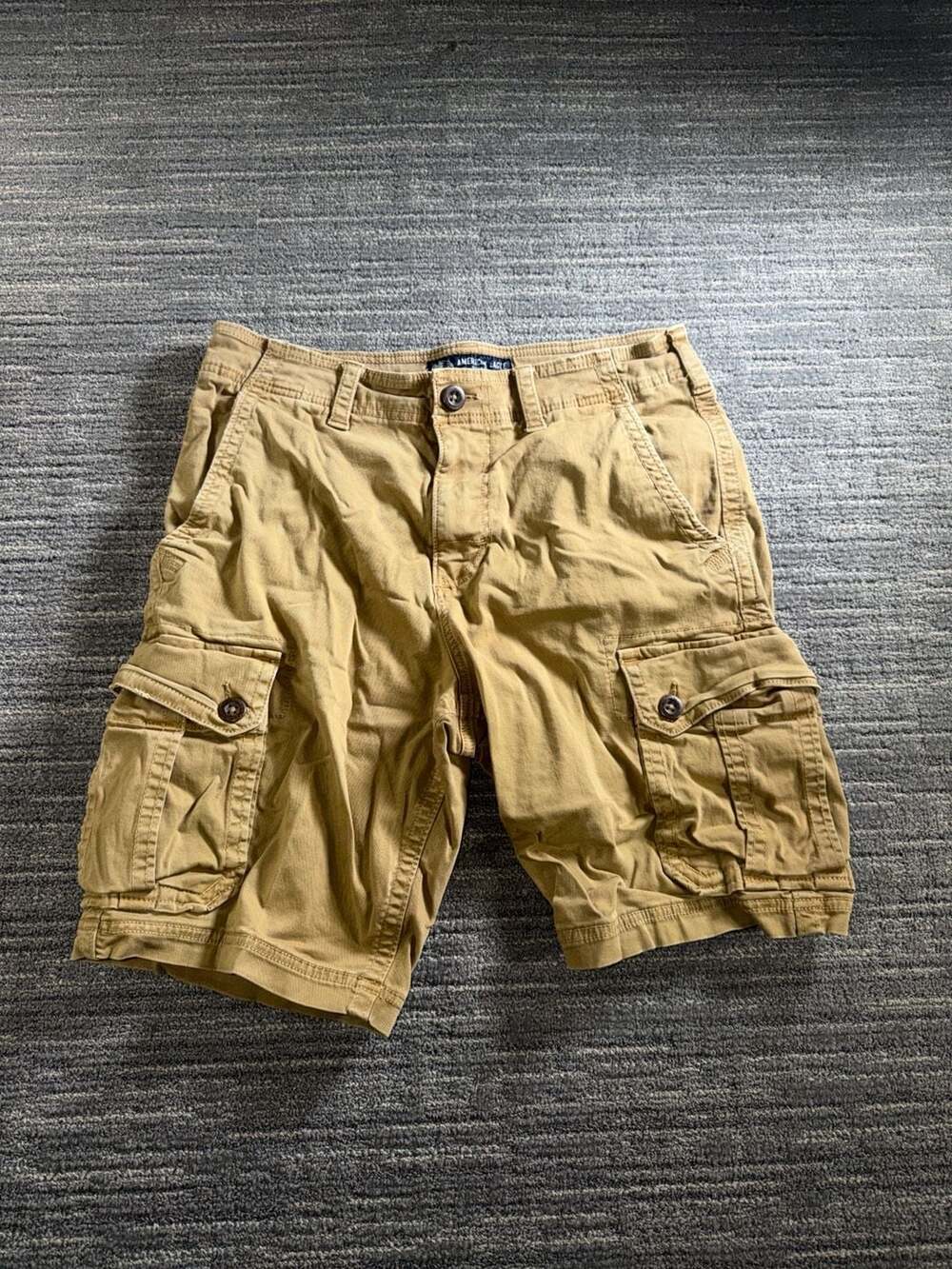 American Eagle Active Flex Classic Cargo Shorts Size 31 Khaki
